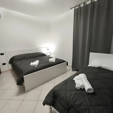 Atmosfera Guest House Rubiera ゲストハウス
